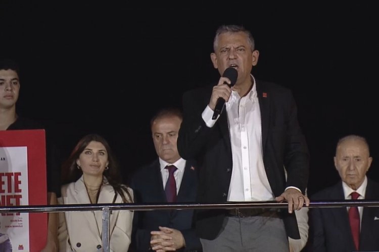 CHP lideri Özgür Özel, Bahçelievler'deki mitingde konuştu