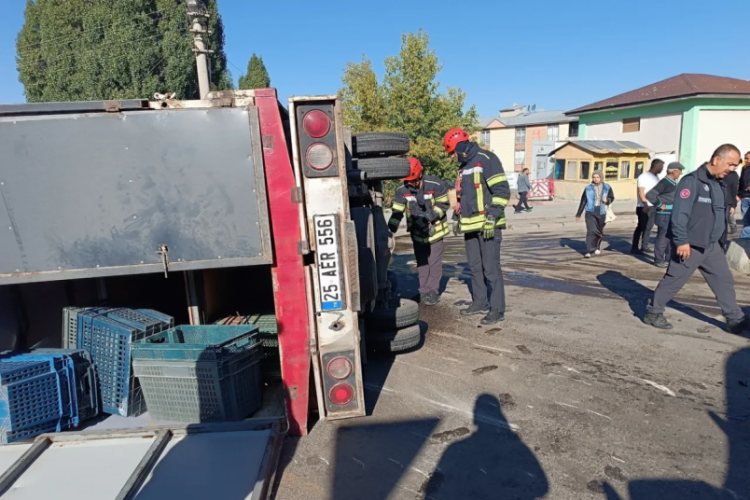 Üç araç zincirleme kazaya karıştı