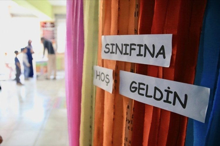 Okula uyum sürecinde ailelere önemli tavsiyeler