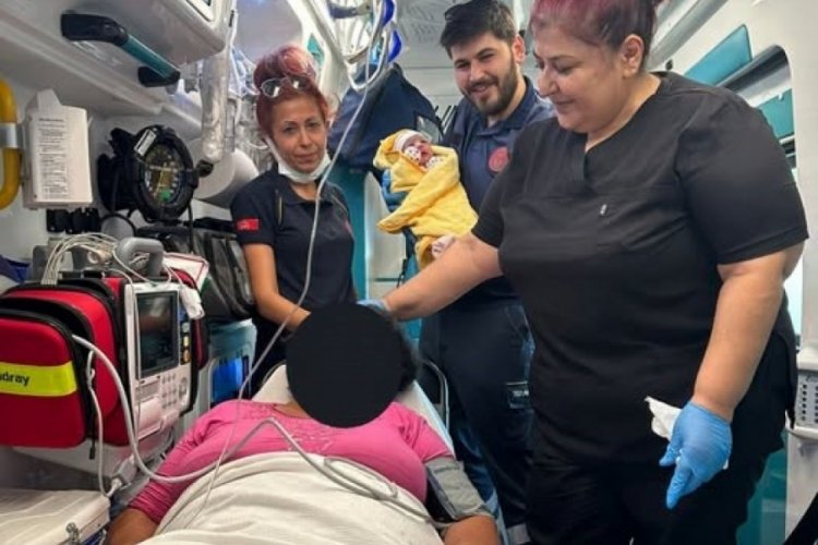 Sancıları başlayan anne hastaneye yetişemedi 