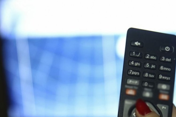 18 EYLÜL YAYIN AKIŞI: Bu Akşam Hangi Diziler Var? Galatasaray Frankfurt Maçı Hangi Kanalda? İşte 18 Eylül Tv Yayın Akışı...