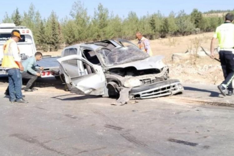 Belediye başkanının makam şoförü, trafik kazasında hayatını kaybetti 