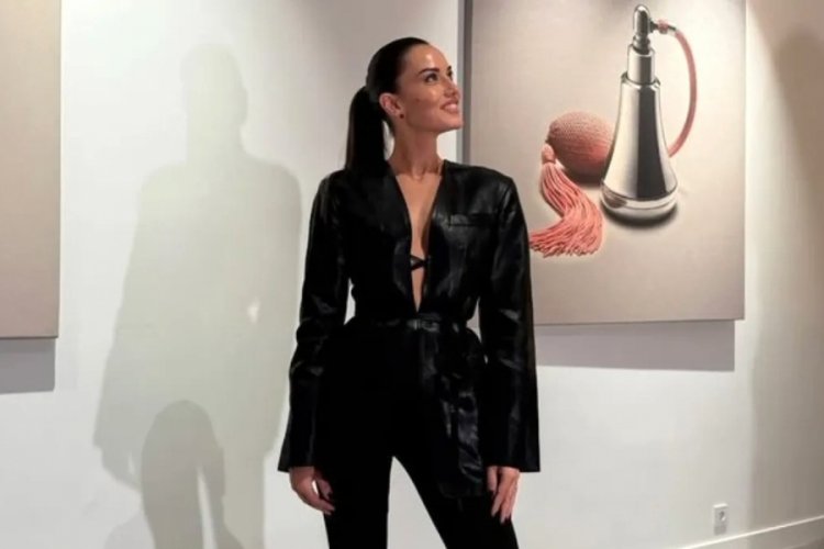  Fahriye Evcen'in siyah kombinine beğeni yağdı! Takipçileri yorum yağdırdı 