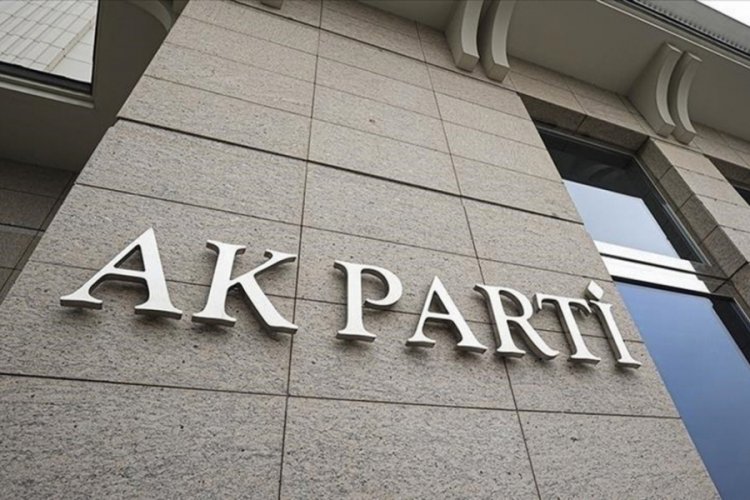 AK Parti'de istifa depremi! 