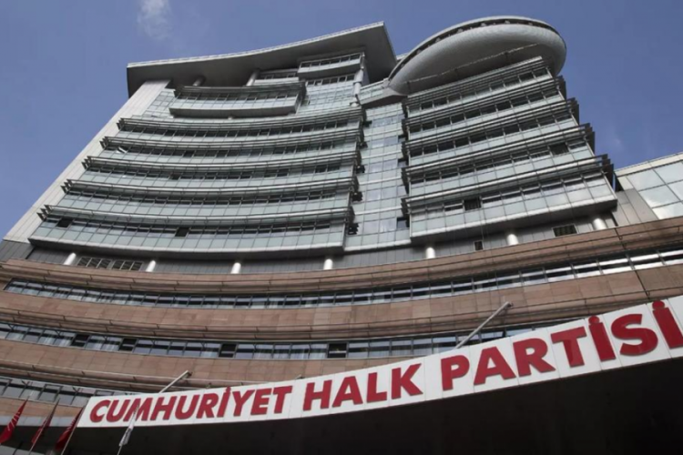 CHP'de olağanüstü kurultay ile ilgili kritik gelişme! İtiraz YSK'ya taşındı...