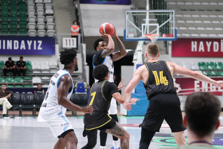Bursa'da Cevat Soydaş Basketbol Turnuvası başladı 