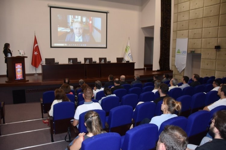 UİB, 'Birlik'te E-İhracat' &ccedil;alıştayına ev sahipliği yaptı
