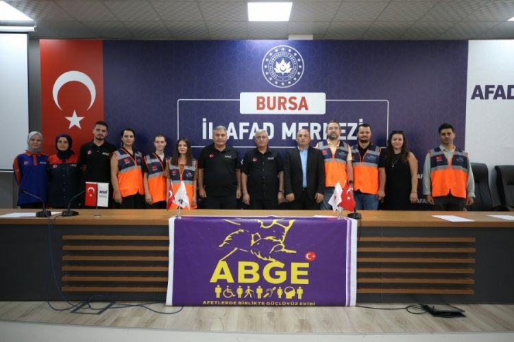 Afetlerde engelliler ve ailelerine yardım edecek personele &ouml;zel eğitim veriliyor