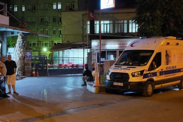 Taraftarlar arasında bıçak ve silahlı kavga!