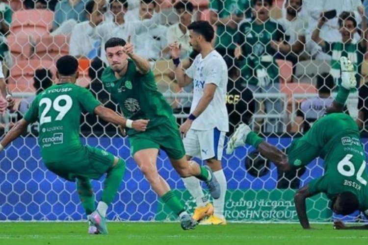 Her şey 12 dakikada oldu! Al Ahli, Merih Demiral ile geri döndü... İnanılmaz maç