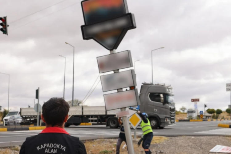 Kapadokya'da tabelalar kaldırıldı