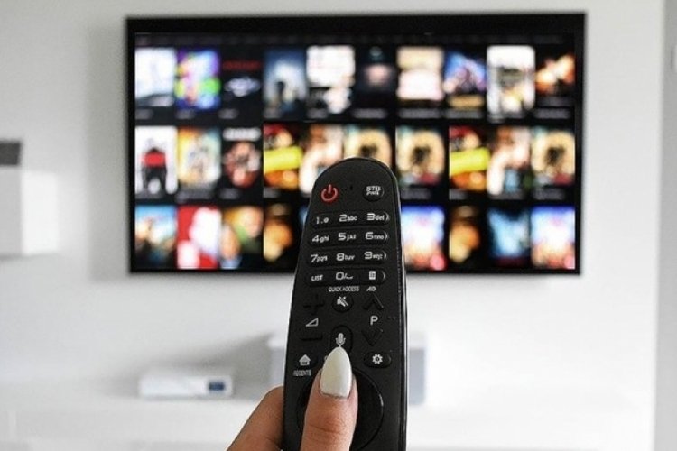 21 EYLÜL 2025 PAZAR YAYIN AKIŞI: Bugün televizyonda ne var? 