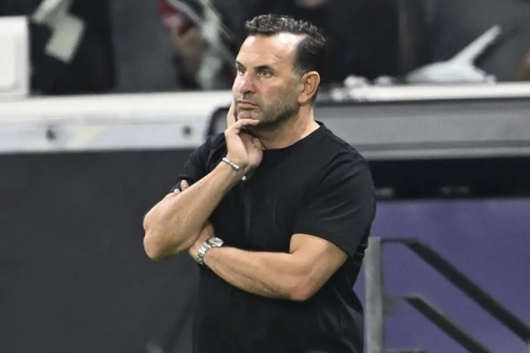 Okan Buruk 5-1'in faturasını 3 isme kesti 