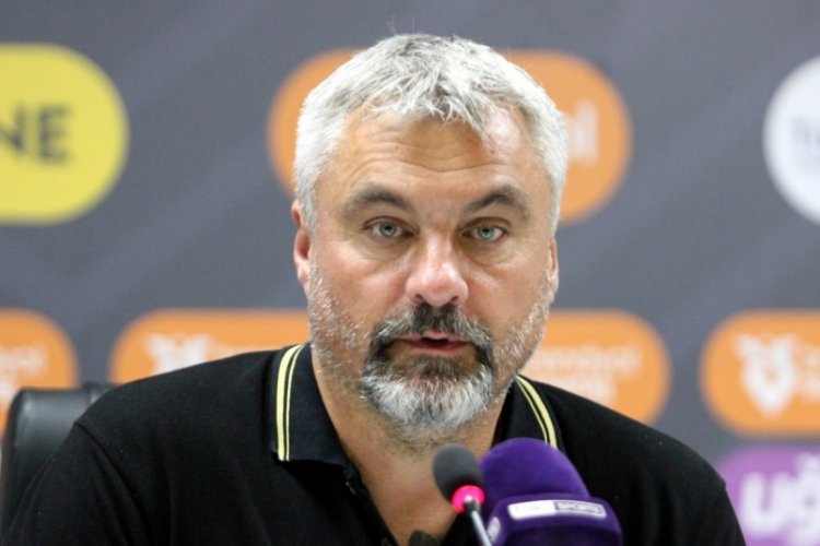 Thomas Reis: "Bu zeminde kendi oyunumuzu oynamakta çok zorlanıyoruz" 