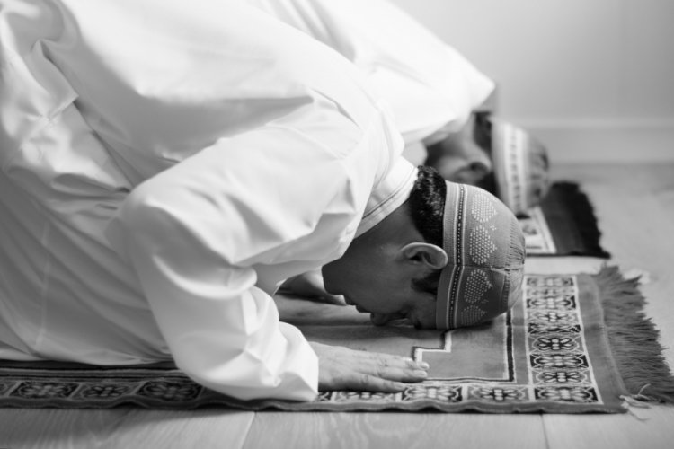BURSA NAMAZ VAKİTLERİ 22 EYL&Uuml;L PAZARTESİ: Bursa'da akşam namazı saat ka&ccedil;ta? Bursa'da yatsı ne zaman okunacak?