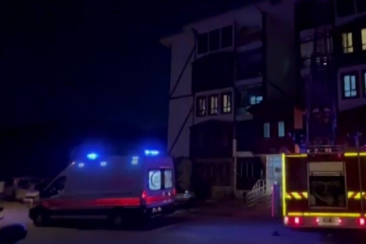 Haber alınamayan yaşlı kadın, evinde baygın halde bulundu