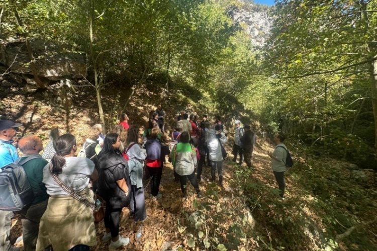 Mysia Yolları'nda Alzheimer'a karşı farkındalık y&uuml;r&uuml;y&uuml;ş&uuml;