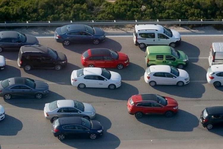 Vergi kararı araç piyasasını altüst etti! Dev markanın fiyatı 500 bin TL düşüyor...