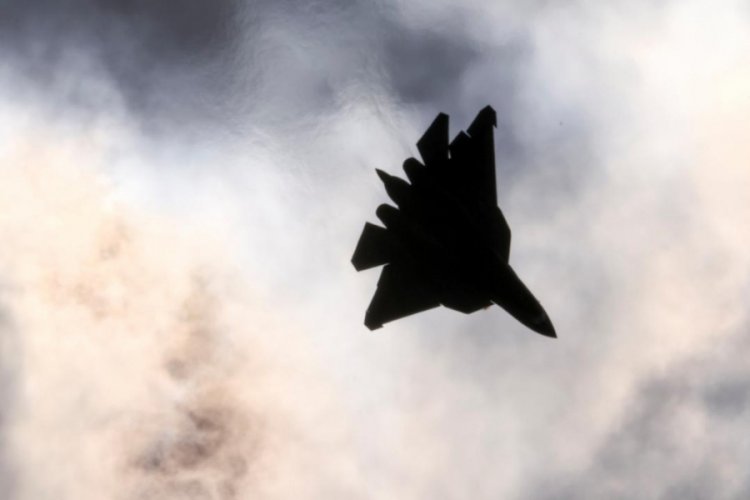 Polonya, hava sahasını ihlal eden Rus uçaklarını düşüreceğini duyurdu
