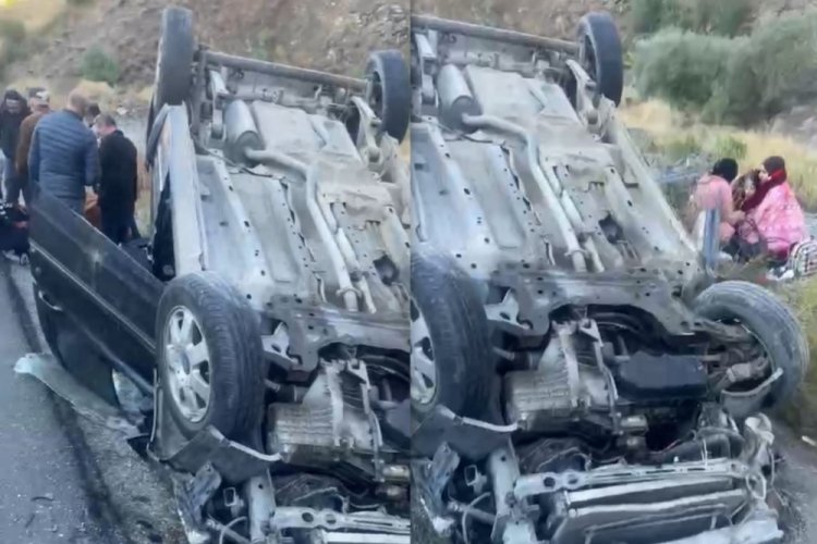 Kızlarını üniversiteye götüren ailenin otomobili takla attı: 3 yaralı