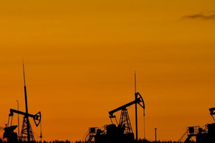 Petrol fiyatları baskılandı: Brent 65 doların altına yaklaştı