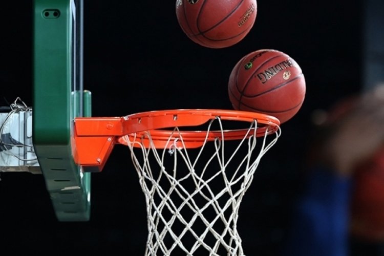 BURSASPOR - ANTWERP GIANTS CANLI ANLATIM: Bursaspor Basketbol, Avrupa arenası için parkede! 