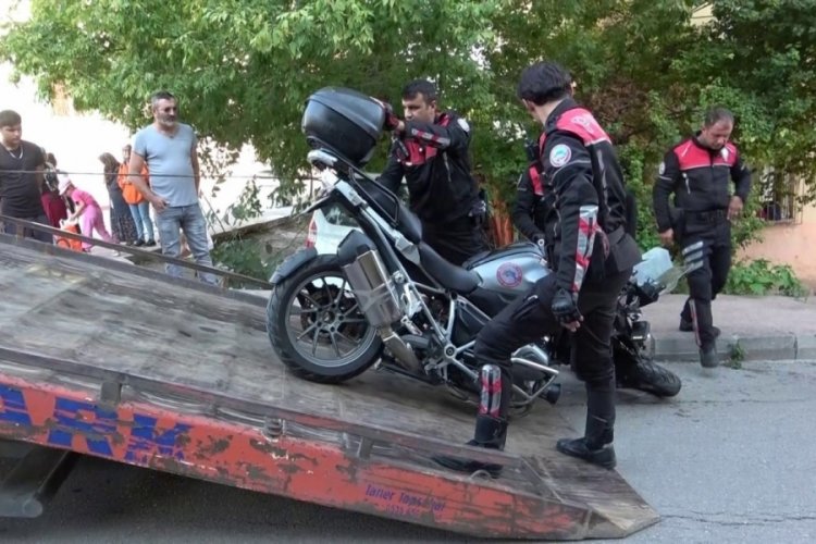 Samsun'da yunus polisleri kaza yaptı: 2 yaralı