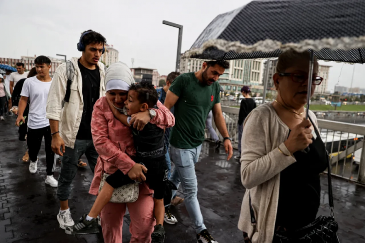 Havada yağmur alarmı: Meteoroloji İstanbul ve 10 ili uyardı 