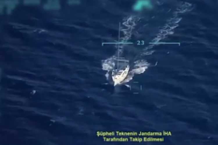 Deniz operasyonunda 210 kilogram uyuşturucu ele geçirildi