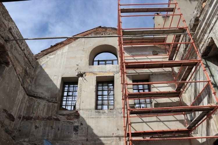 Bursa'da tarihi kilise dönüşüyor!