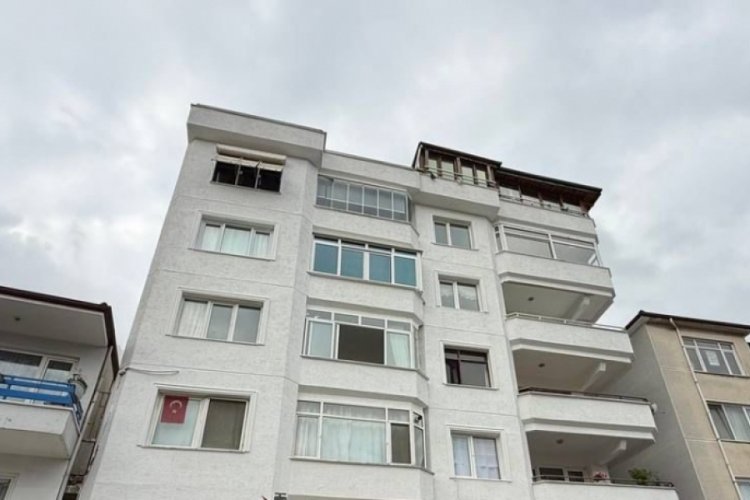Ünlü sanatçı Güllü'nün komşuları şokta!