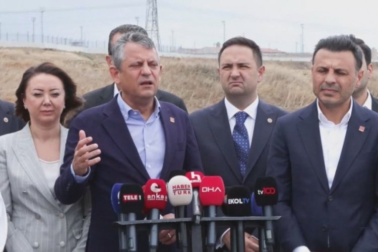 Özgür Özel, İmamoğlu'nun duruşması sonrasında açıklama yaptı