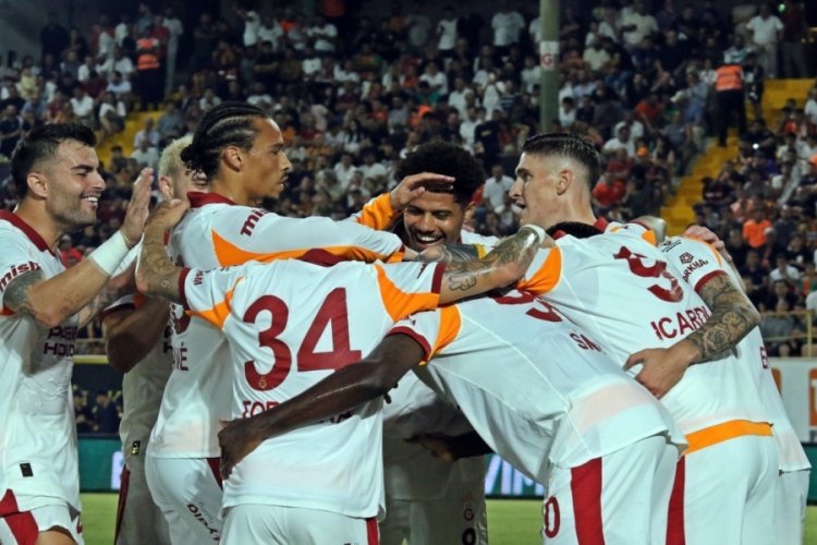 Galatasaray, lige en iyi başlangıcını yaptı