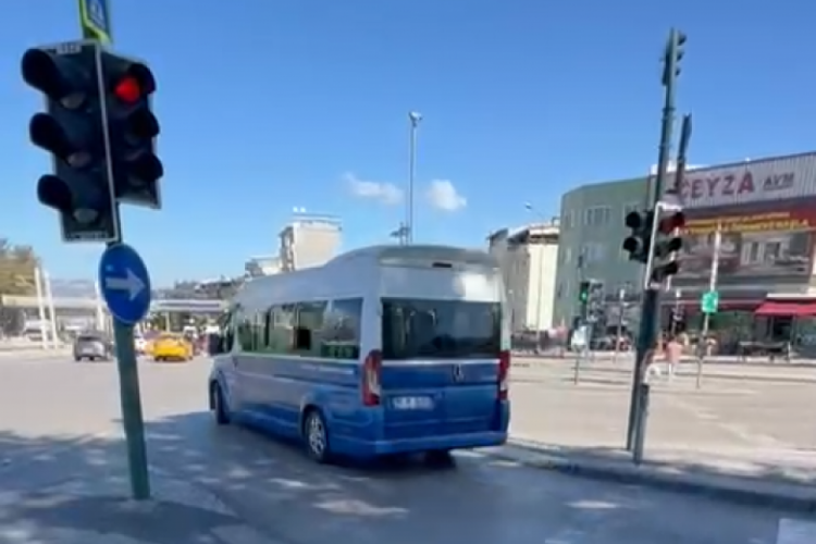 Bursa'nın göbeğinde göz göre göre ihlal! 'Uyarınca kavga çıkıyor'