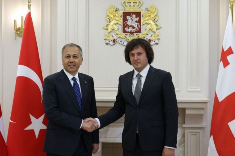 Bakan Yerlikaya, Gürcistan Başbakanı Kobakhidze ile görüştü 
