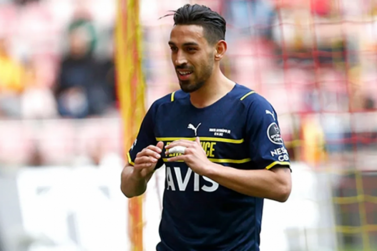 Fenerbahçe'de İrfan Can Kahveci gelişmesi! Eleştiri oklarını üzerine çekmişti 