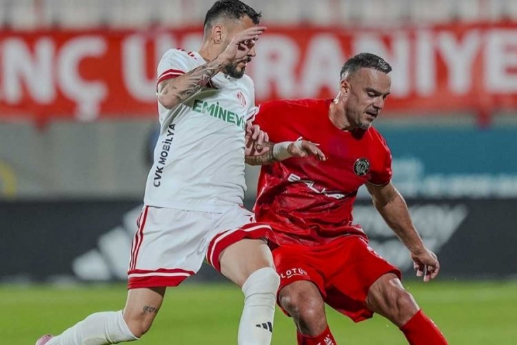 Çorum FK liderlikten oldu 