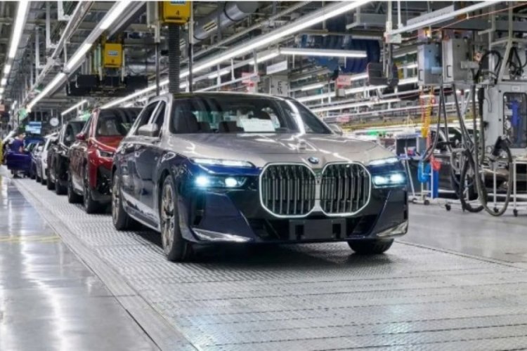 &nbsp;BMW milyonlarca aracını geri çağırıyor: Yangın riski taşıyor