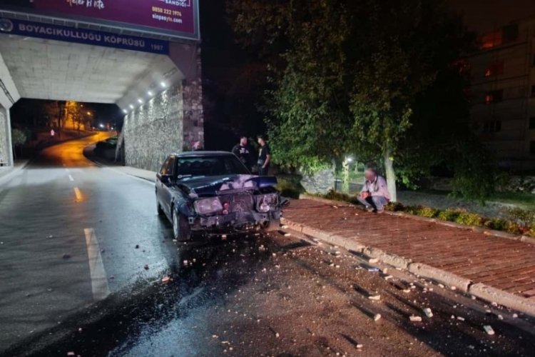Bursa'da alkollü kaza yaptı! Olay yerinden kaçtı...