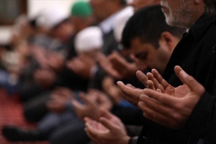 BURSA NAMAZ VAKİTLERİ 29 EYLÜL PAZARTESİ: Bursa'da akşam namazı saat kaçta? Bursa'da yatsı ne zaman okunacak? 