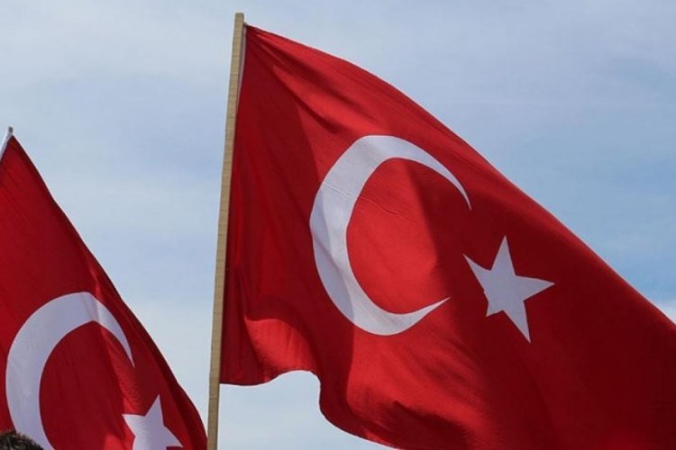 28 Ekim yarım gün mü? 29 Ekim resmi tatil mi, hangi güne denk geliyor?