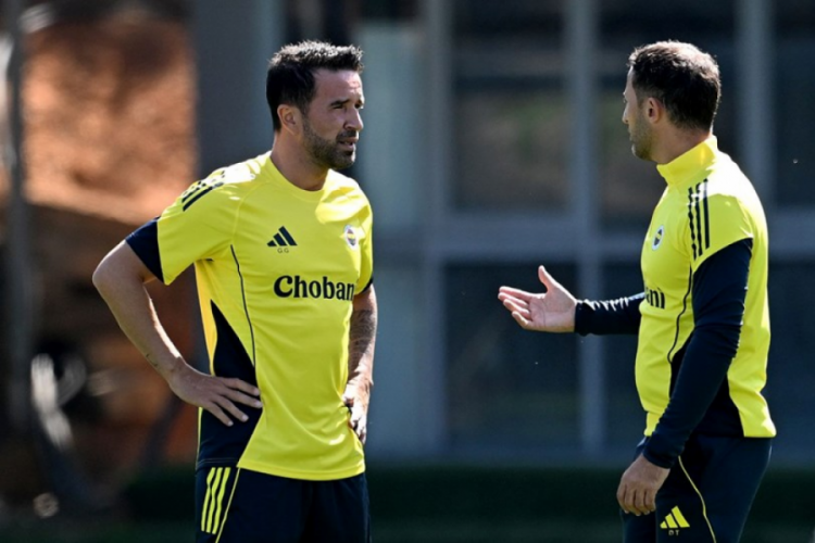 Fenerbahçe'den Gökhan Gönül açıklaması!