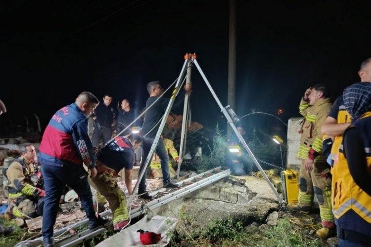 3 gündür kayıp olarak aranıyordu, 30 metrelik kuyuda ölü bulundu 