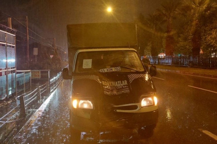 Samsun'da kamyonetin çarptığı 2 öğrenci hayatını kaybetti 