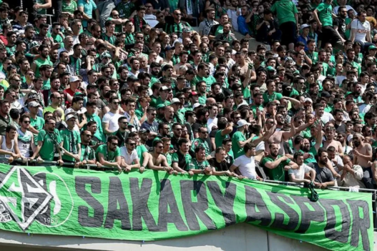 Sakaryaspor hükmen mağlup olacak mı, ceza alacak mı? Kuralları unuttu, 7 yabancıyla oynadı 