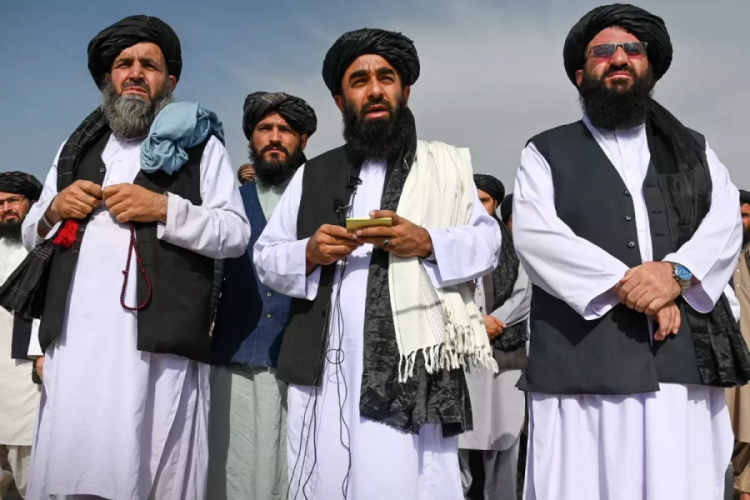 Taliban'dan ilginç karar! 