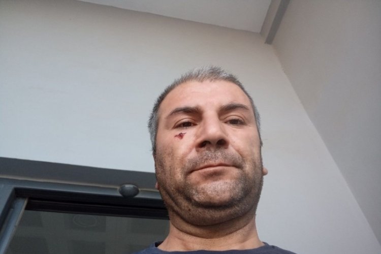 Adana'da 'kenara çekilir misiniz' diyerek uyardı: Dayak yedi