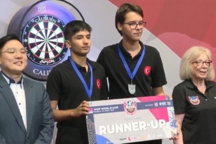 Bursalı sporcu Toprak Aras'tan büyük başarı! Güney Kore'de dünya ikincisi olarak döndü