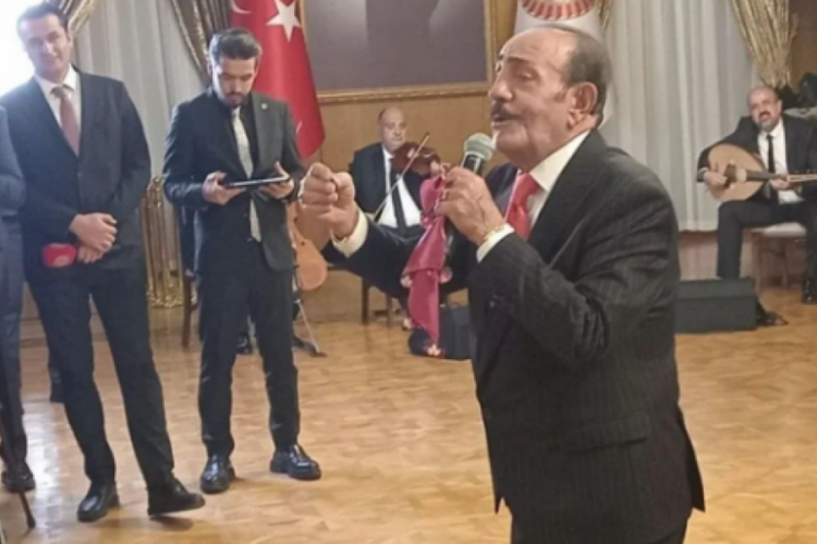 Meclis resepsiyonunda Mustafa Keser s&uuml;rprizi