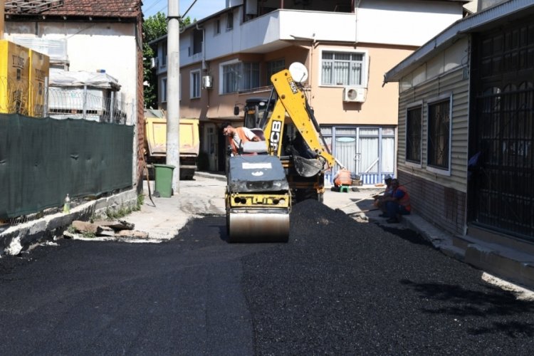 Kaliteli ulaşım i&ccedil;in Osmangazi'nin yollarında &ccedil;alışma var